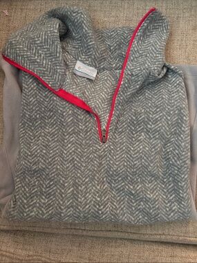 Columbia Gray Chevron Half-Zip Fleece with Pink Zipper Trim